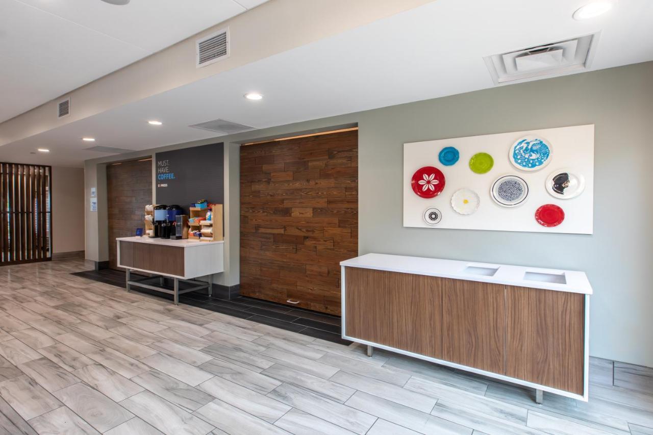 Holiday Inn Express & Suites Greenville S - Piedmont By Ihg Zewnętrze zdjęcie
