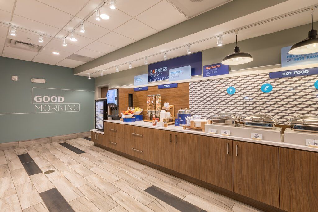 Holiday Inn Express & Suites Greenville S - Piedmont By Ihg Zewnętrze zdjęcie