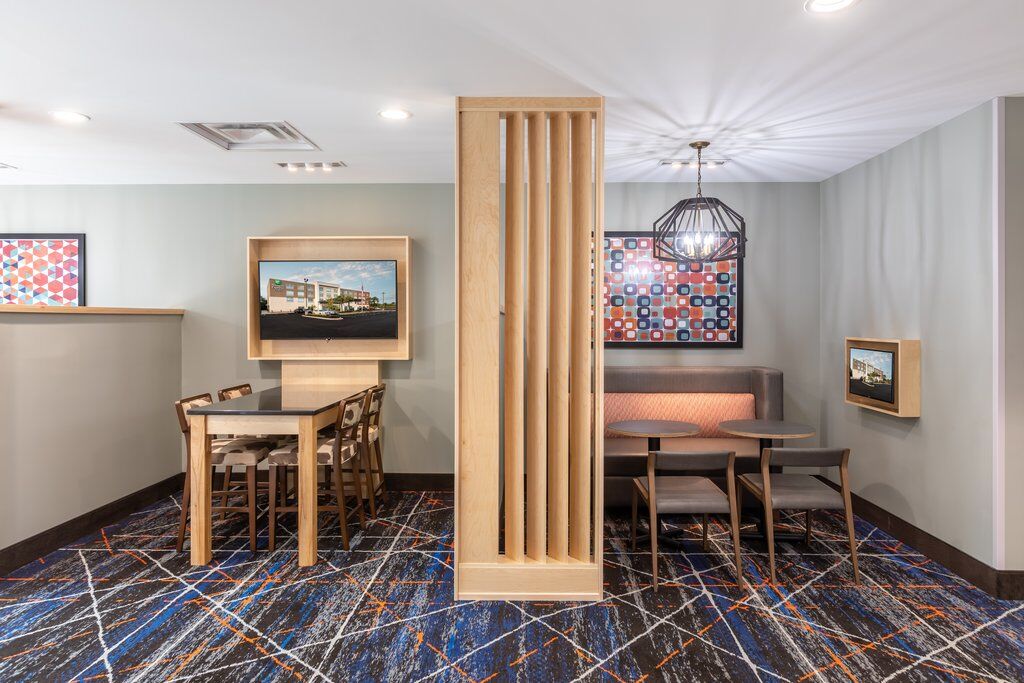 Holiday Inn Express & Suites Greenville S - Piedmont By Ihg Zewnętrze zdjęcie
