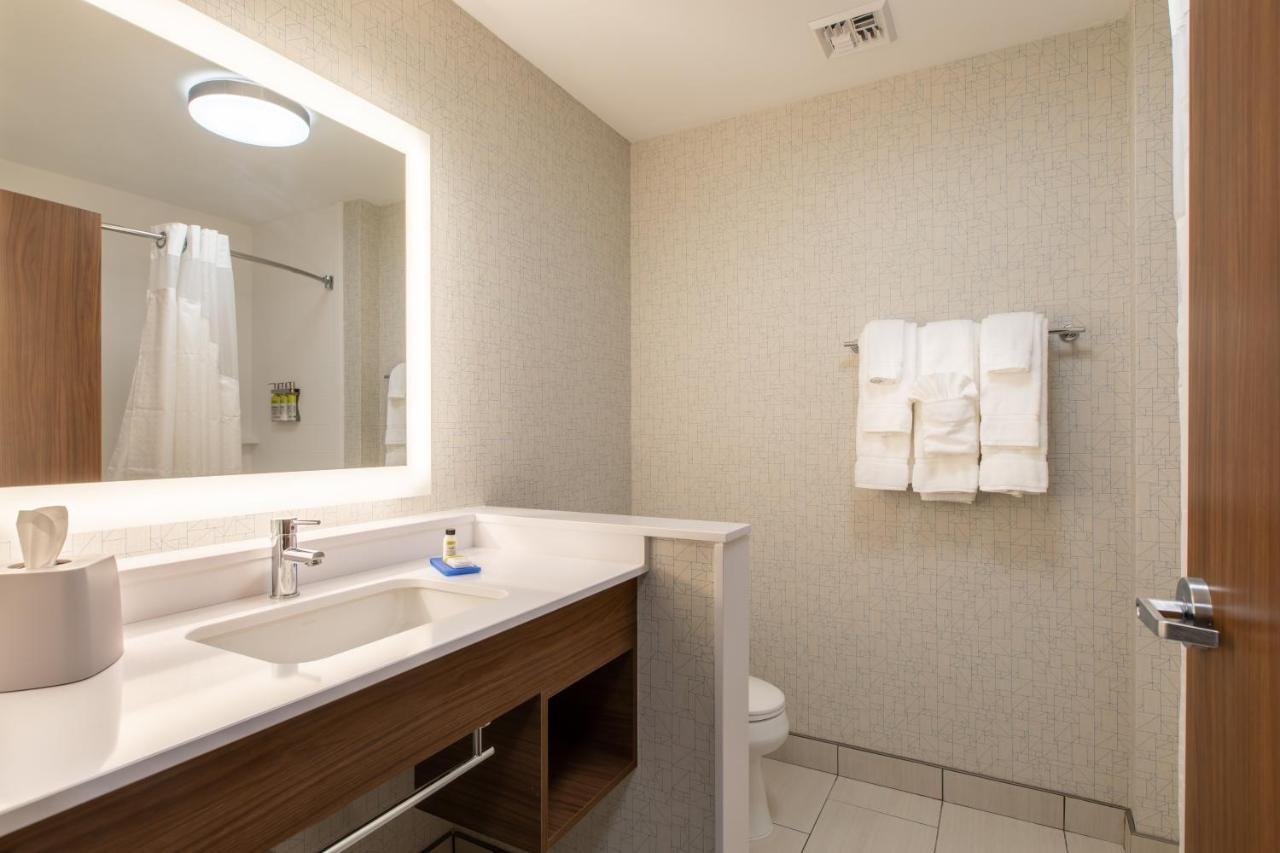 Holiday Inn Express & Suites Greenville S - Piedmont By Ihg Zewnętrze zdjęcie
